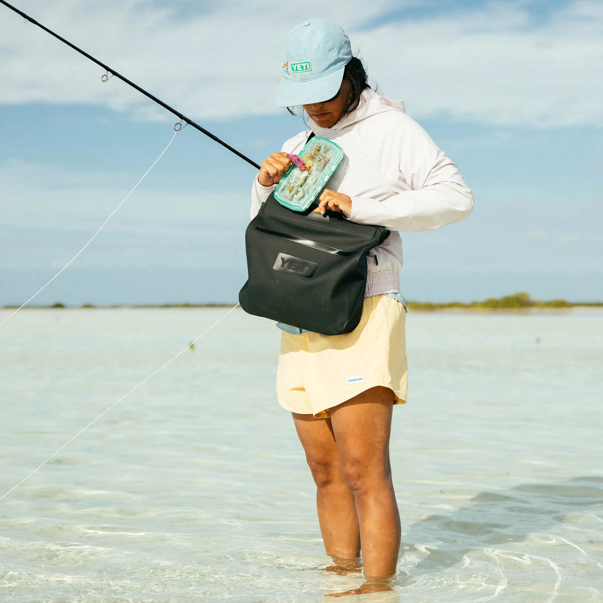 6L Waterproof Gear Case - US 5363